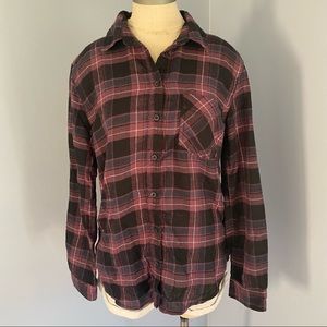 Garage boyfriend-fit flannel